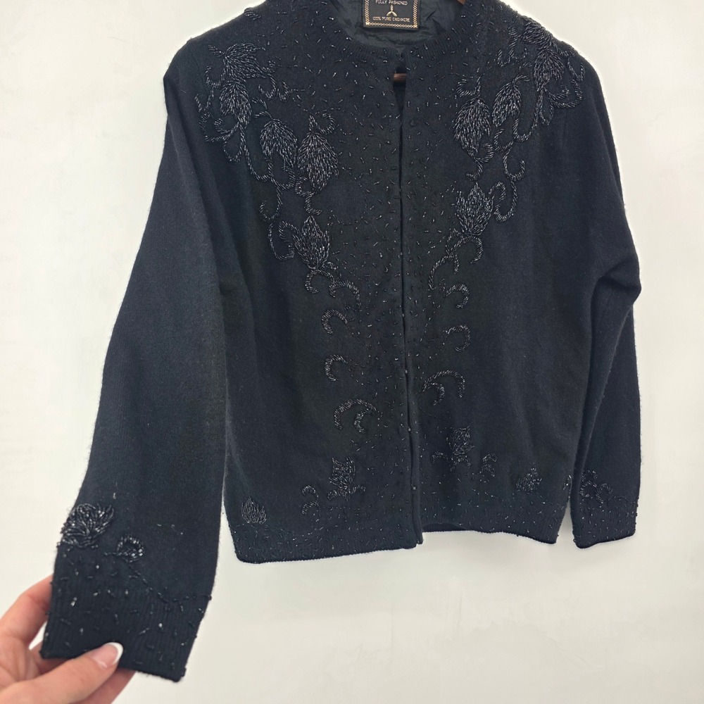 Fully Fashioned Black Beaded 100% Cashmere Cardigan Sweater Size M